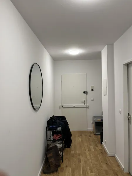 Vollmöblierte 2-Zimmer-Wohnung mit Balkon – Direkt an der Spree (Nähe Schloss Charlottenburg) — photo 1
